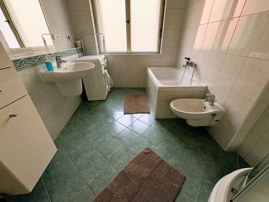 RETRO ROOMS - Třílůžkový pokoj s balkonem Photo 6