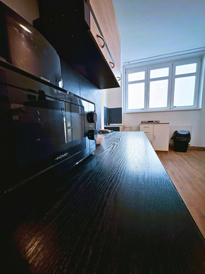 BLACK STYLE ROOMS - Studio dvou pokojů pro 3 s balkonem Photo 20