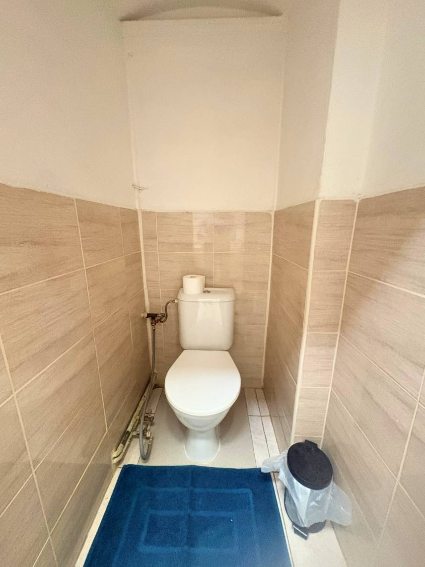 Třílůžkový pokoj se společnou koupelnou Photo 1
