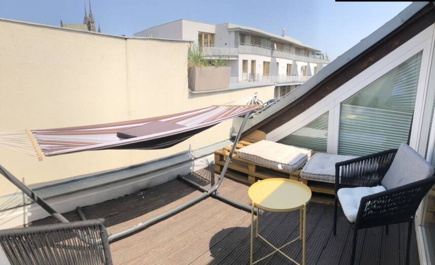 V centru mesta s vyhledem na Petra, a parkovani Photo 23