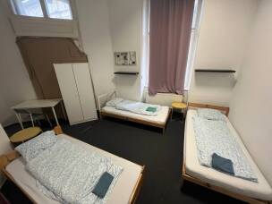 Photo Třílůžkový pokoj se společnou koupelnou