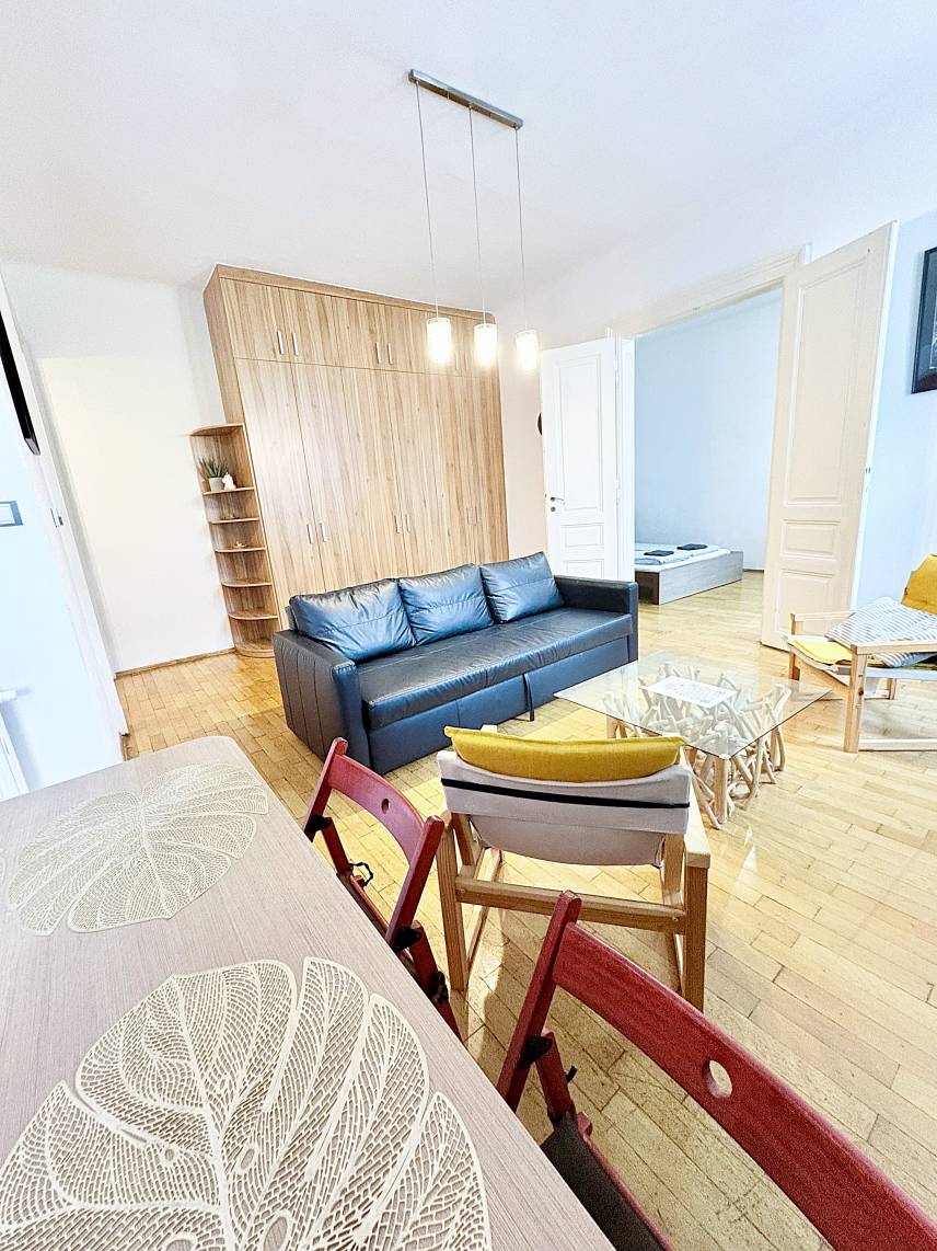 Apartment with parking 500m from city centre Photo 12