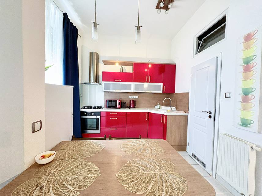 Apartment with parking 500m from city centre Photo 13