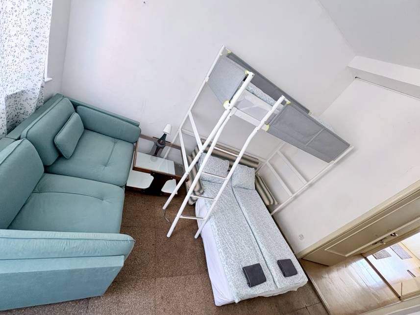 1 Třílůžkový pokoj s balkonem Photo 6