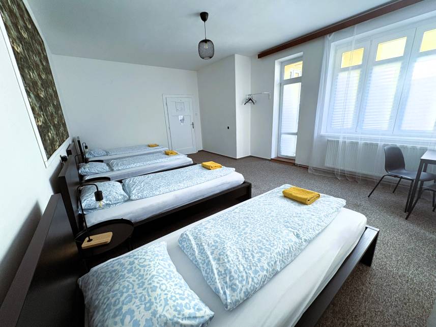 Black Style ROOMS Moravské náměstí Photo 6