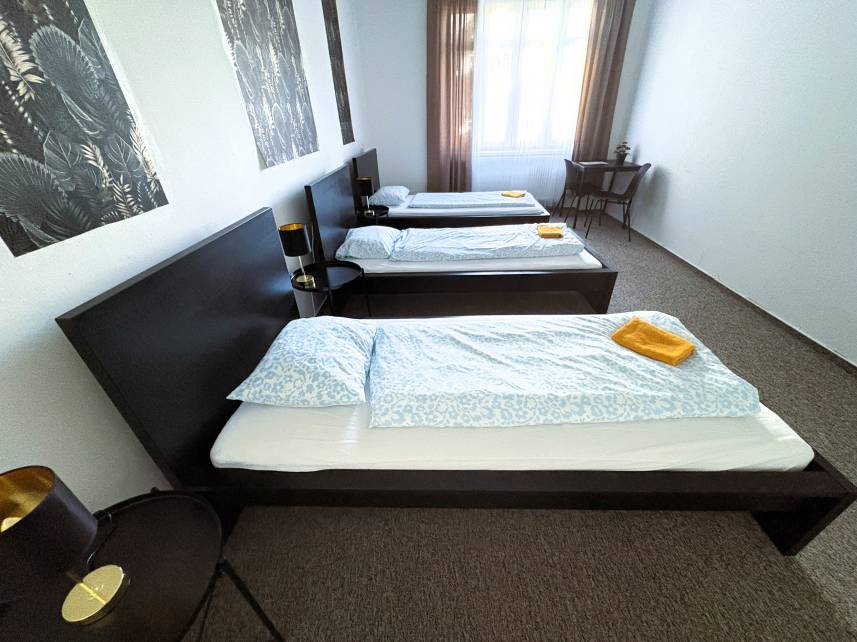 Black Style ROOMS Photo 11