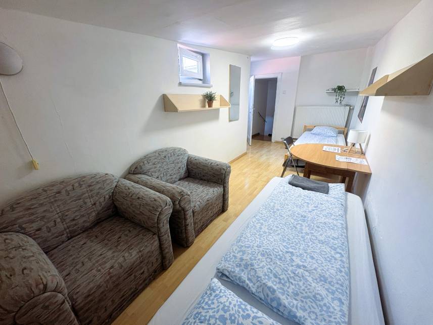 ROOMS Turgenevova - Olomoucka a PARKOVANI Photo 3