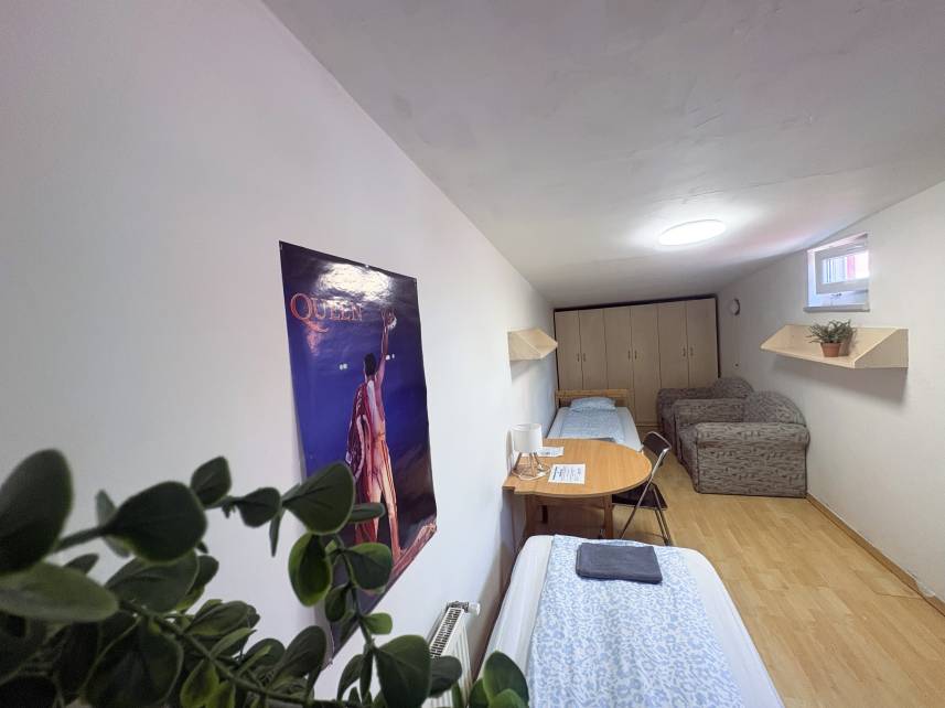 ROOMS Turgenevova - Olomoucka a PARKOVANI Photo 11