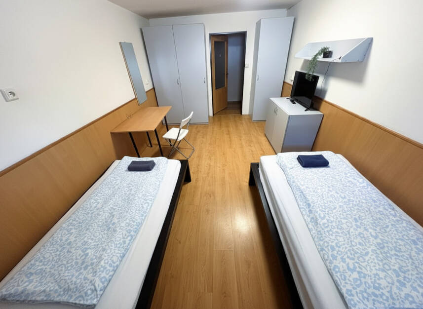 Twin Room Photo 1