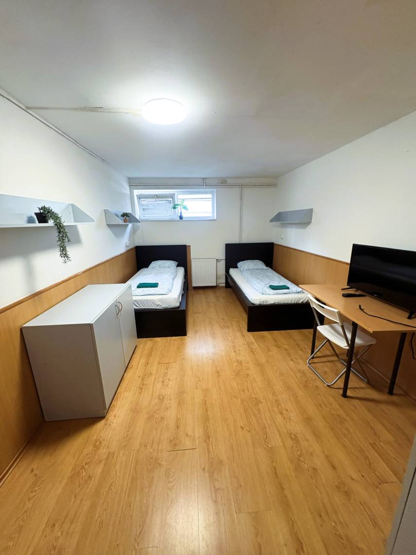 Twin Room Photo 3