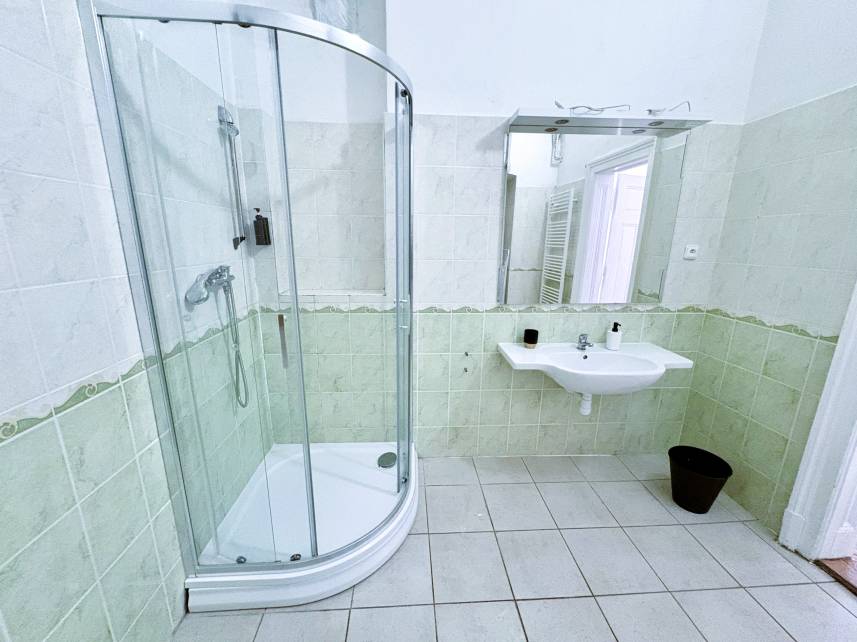 Jednolůžkový pokoj se společnou koupelnou Photo 6