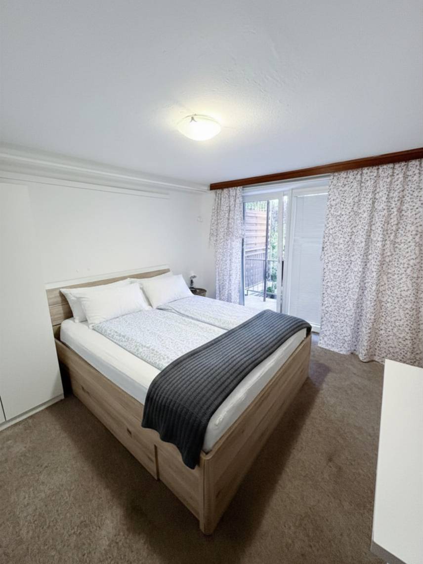 Dvoulůžkový pokoj s terasou – Klid a zeleň kousek od centra Photo 2