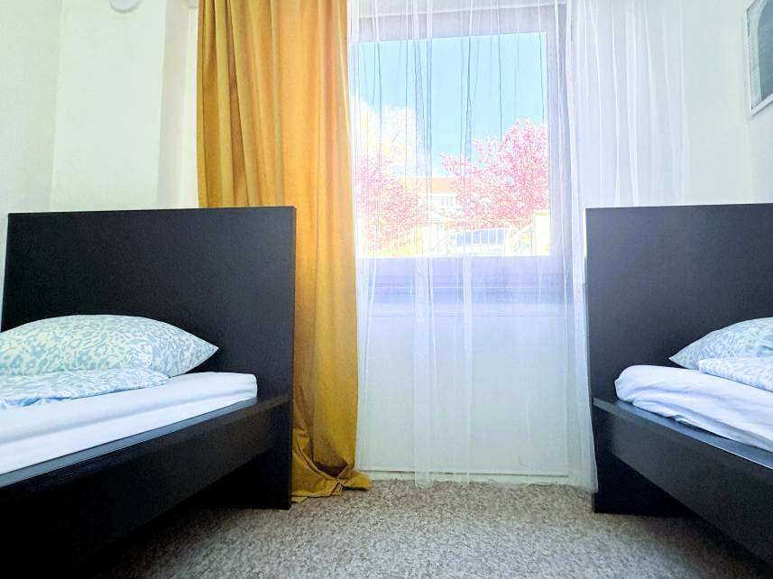 Prostorný třílůžkový pokoj – Skvělá lokalita u BVV (copy) Photo 20