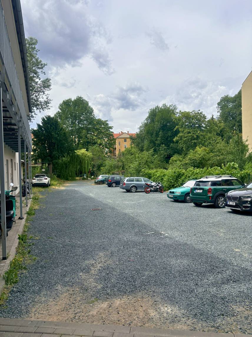 Apartment with parking 500m from city centre Photo 23